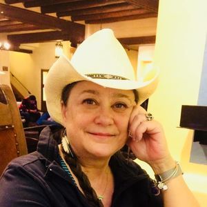 Meet your Posher, Donna